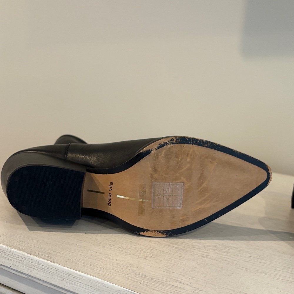 Dolce Vita Black Leather Ankle Booties - Picture 5 of 8